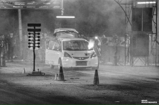 นักซิ่ง4ส้อแดร๊กทางตรง "ช่างยะ" ก่อนสังเวยชีวิต!! ทำได้ 7.5วิ 200เมตร