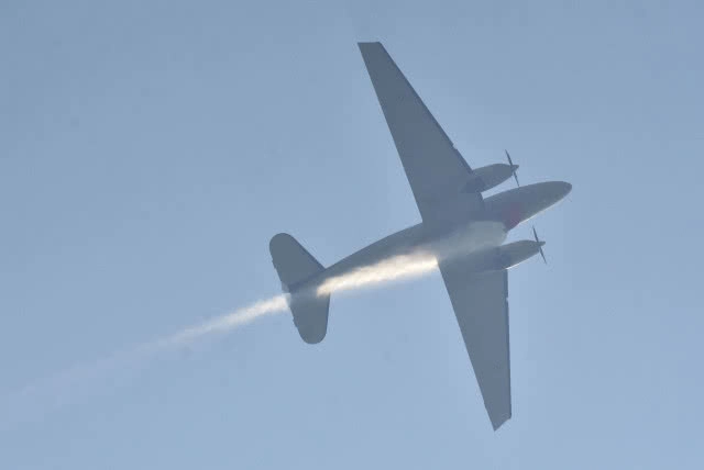 ทัพฟ้า ส่ง BT-67 บินโปรยละอองน้ำบรรเทาปัญหาฝุ่นภาคเหนือ