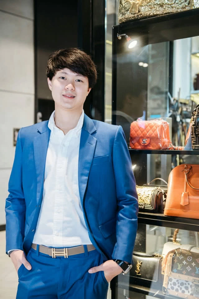 "เอส เอฟ แบรนด์เนม"คลื่นลูกใหม่ธุรกิจแบรนด์เนม( มือ2)