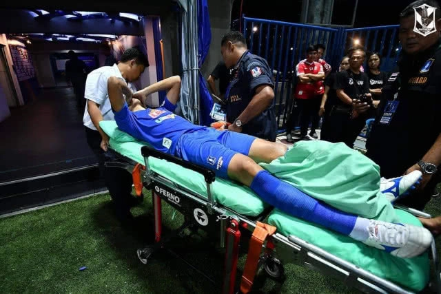 "ธนบูรณ์" รอ MRI ก่อนสรุปอาการเจ็บ