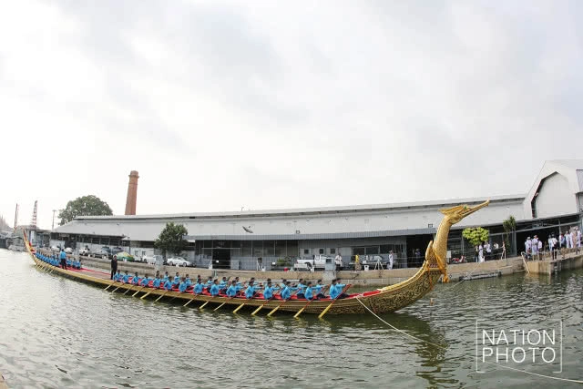 ฝึกซ้อมกำลังพลฝีพายประจำเรือพระที่นั่งสุพรรณหงส์