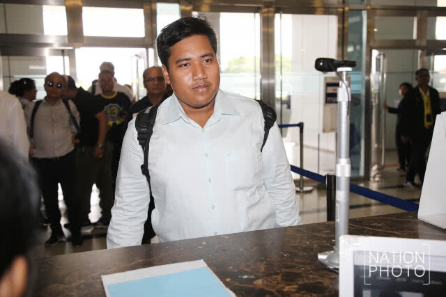 'จ่านิว-เครือข่ายนักศึกษา 20 สถาบัน' ล่ารายชื่อถอดถอน กกต.