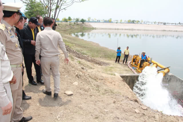 รองนายกฯ ตรวจสถานการณ์ภัยแล้ง 5 จังหวัดเหนือตอนล่าง