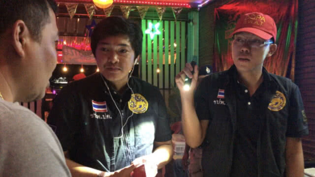 บุกทลายคาราโอเกะลอบค้าประเวณีเด็ก