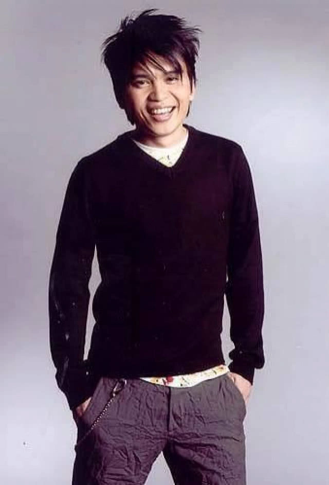 5 เม.ย.2549  : วงการบันเทิงสูญเสีย "ดีเจโจ้ อัครพล"