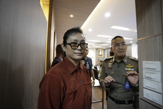 "อุ๊-หฤทัย" ร้องทุกข์ ตำรวจลุมพินี ลั่น "ปิยบุตร" เป็นภัยต่อความมั่นคง