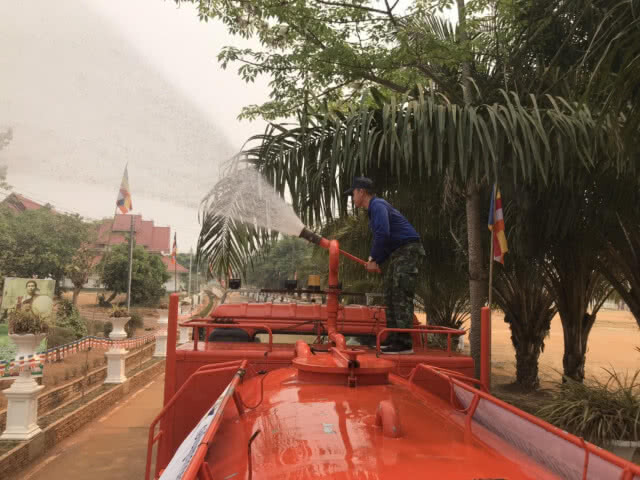 หมอกควันยังหนาแน่นแม้ฝนตก ทหารเร่งสร้างความชุ่มชื้น