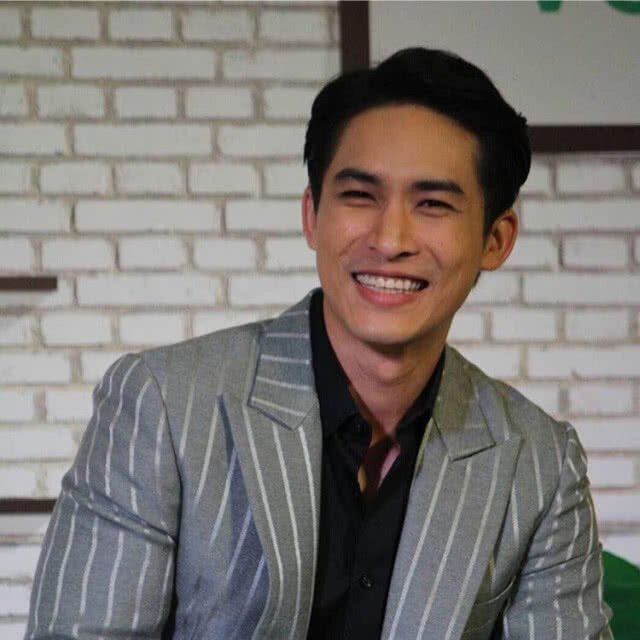 "หมอก้อง" ไม่เห็นด้วยล่ารายชื่อ "ปิยบุตร"  ลั่น ควรออกไปจากประเทศไทย!
