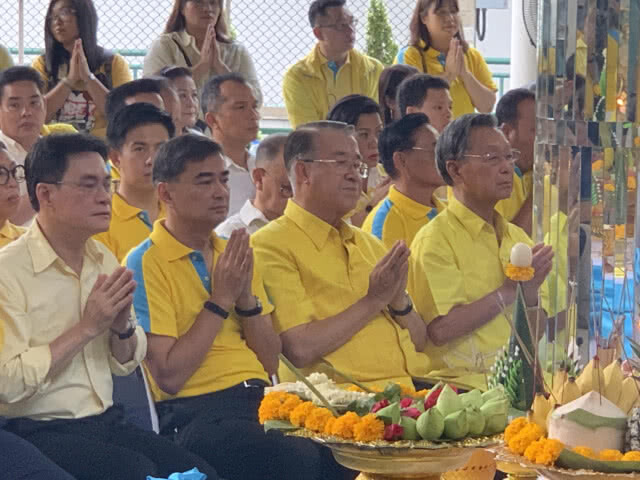 "ชวน" ถาม "กลุ่มถาวร" ทำไมต้องตะแบง ยืนยันไม่มีมติพรรคร่วมพลังประชารัฐ