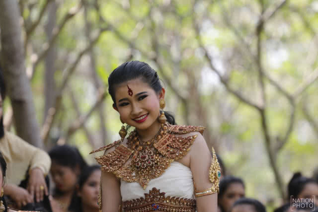 ขบวนบูชา "เขาพนมรุ้ง"