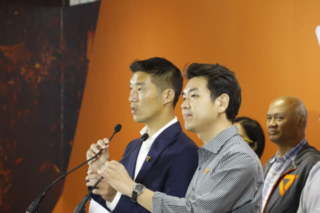 "ชูวิทย์" เตือน "อนาคตใหม่" เดินให้ดี ขนาด "บิ๊กโจ๊ก" เปล่งประกายอยู่หลัดๆ วันนี้หายไปเสียแล้ว