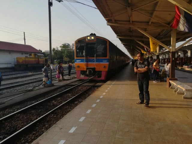 เสริมรถไฟพิเศษ 4 ขบวนช่วงเทศกาลสงกรานต์