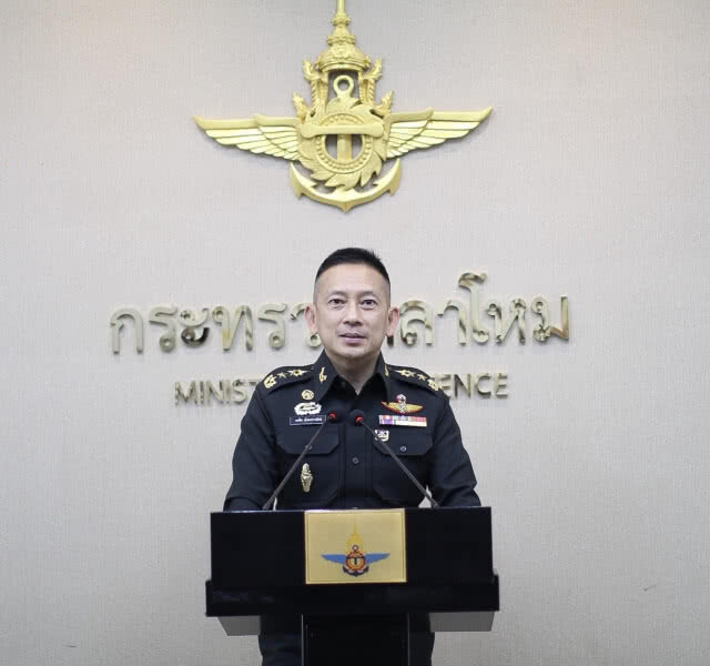 ประวิตร กำชับ จนท.รัฐ ใช้กฎหมายจริงจัง เพื่อความปลอดภัยช่วงสงกรานต์