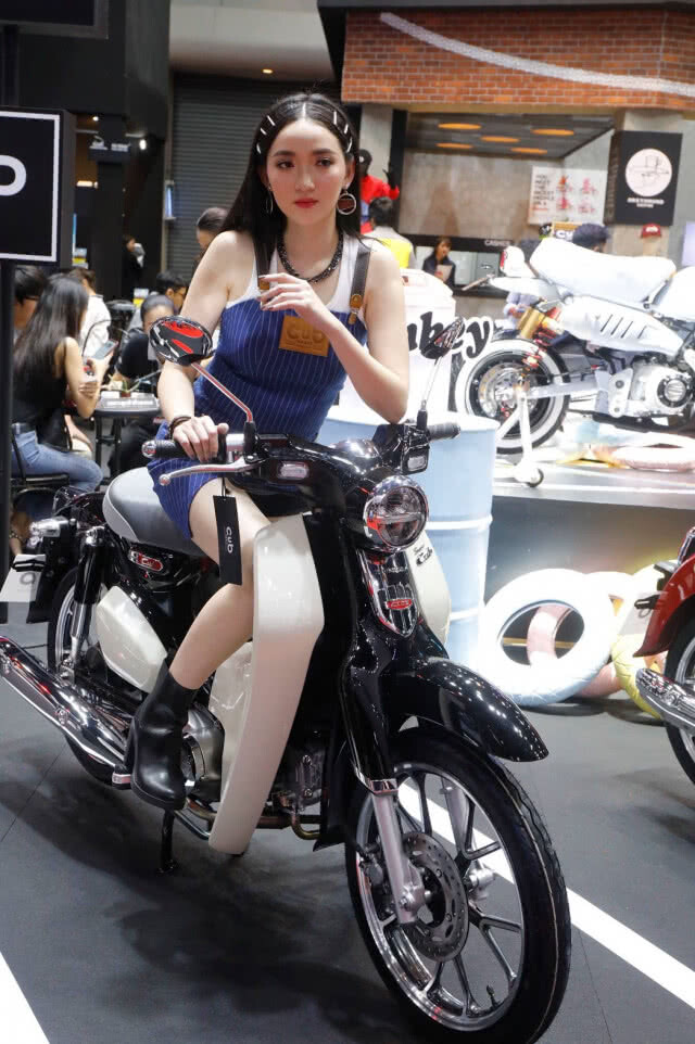 ยอดจองมอเตอร์โชว์ ทะลุ 4.9 หมื่นคัน!