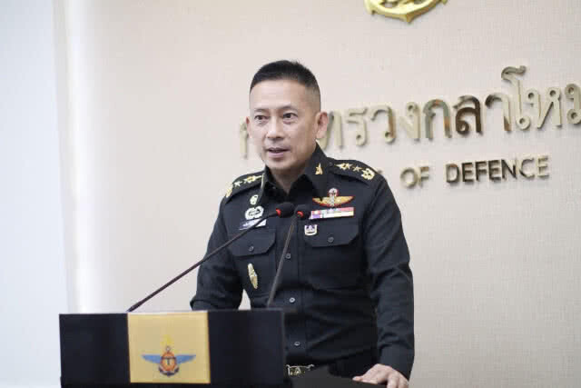 "ลุงป้อม" ป่วย ปวดท้อง งดประชุม ครม.