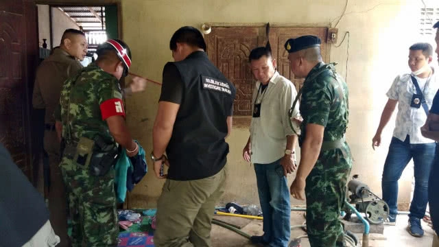 หนุ่มฆ่าตัวพิสดาร แทงตัว-ปาดคอ-เชือกแขวนคอ