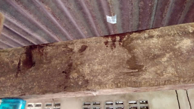 หนุ่มฆ่าตัวพิสดาร แทงตัว-ปาดคอ-เชือกแขวนคอ