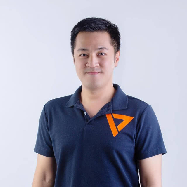เผยตัวตน "ธนาธร" ยึดมั่นหลักการ-อ่อนน้อมแต่แข็งกร้าวกับอยุติธรรม