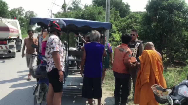 สาวขโมยเงินพระ อ้างหาเงินกลับบ้านสงกรานต์