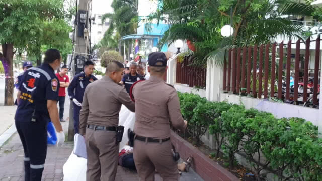 ดต.หึงโหดยิงหนุ่มโรงงานดับหน้าโรงพัก มอบตัวแล้ว