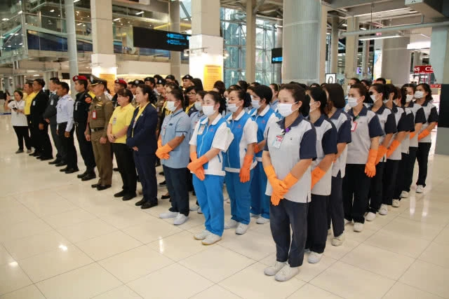 สุวรรณภูมิจัดกิจกรรม "ล้างส้วมพร้อมกัน รับวันสงกรานต์" ประจำปี 2562