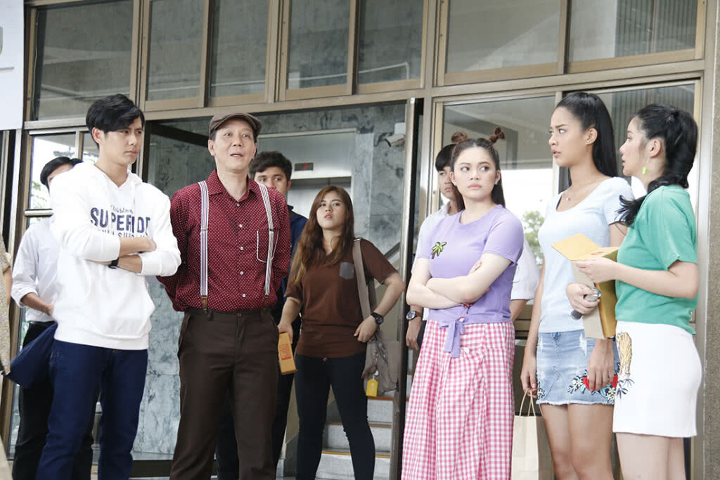 "ยายบัว-ช้างเผือก" แข่งขายของดุเดือด "สุด" จิตตก "รักชาติ" บุกห้องช่วยทันเวลา ใน "รักนี้บุญรักษา"
