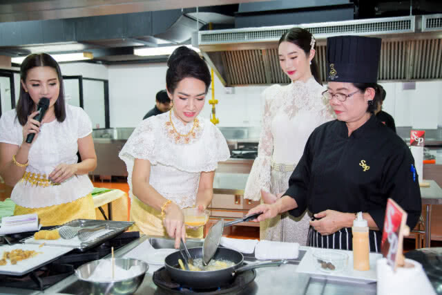 ‘เอส แอนด์ พี’ ชวนคนรุ่นใหม่คลายร้อนด้วยตำรับโบราณ "ข้าวแช่ เอสแอนด์พี มีดีที่เครื่องเคียง"