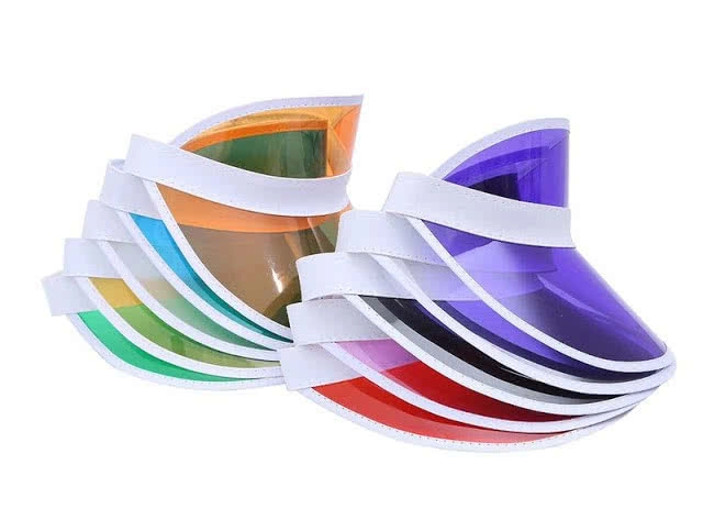 ของมันต้องมี !!! ใส่หมวกแบบไหนดีเล่นน้ำสงกรานต์ ???