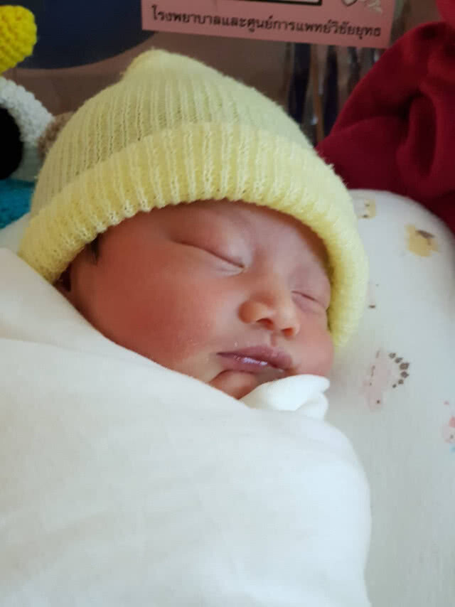 เผยภาพความน่ารัก "น้องวีจี" ลูกสาวสุดที่รักของพ่อหนุ่มศรราม คุณแม่ ติ๊ก บิ๊กบราเธอร์