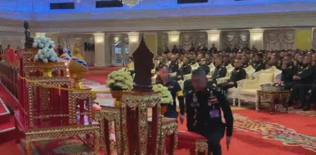ทบ. จัดกิจกรรมสงกรานต์ ปีนี้งดรดน้ำขอพร ผบ.ทบ.