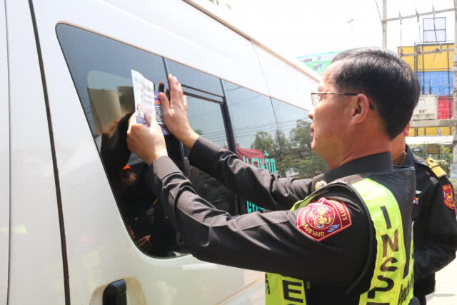 ตรวจเข้มข้น "ขับรถมีน้ำใจ รักษาวินัยจราจร" ช่วงสงกรานต์