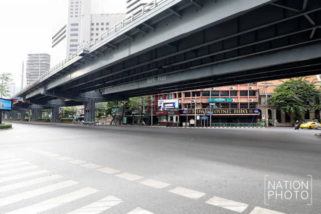 เช้าแรกวันสงกรานต์! ถนนสายหลักโล่งทุกสาย
