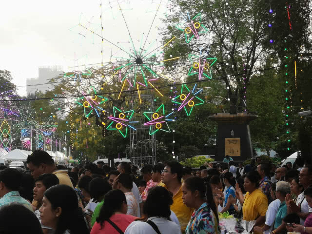 สงกรานต์ สวนลุม จำลองงานวัด รื่นรมย์วิถีไทย