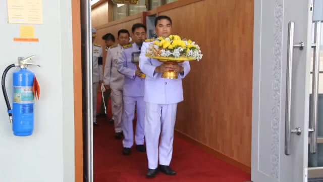 เชิญพวงมาลาหลวง-หีบเพลิงพระราชทานวางหน้าศพอาสาไฟป่า