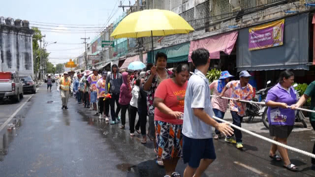 แห่ร่วมงาน! มหาสงกรานต์ชักพระศรีอาริยเมตไตรย์