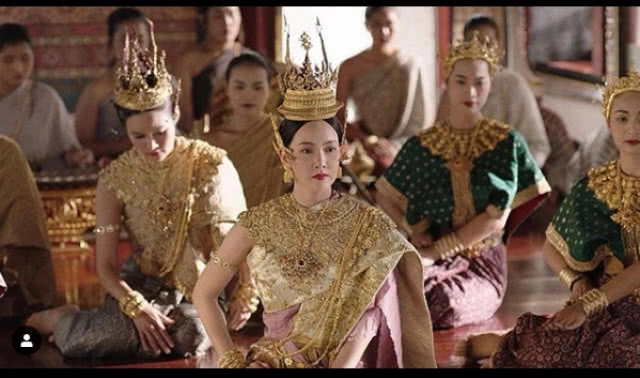 ครบเครื่องเรื่องชุดไทย...ไว้ใจ "นุ่น วรนุช" ยุคไหนก็สวยสะกด