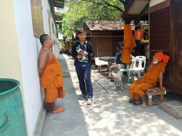 พระ!! กระทืบชายพิการสมอง อ่วม !!