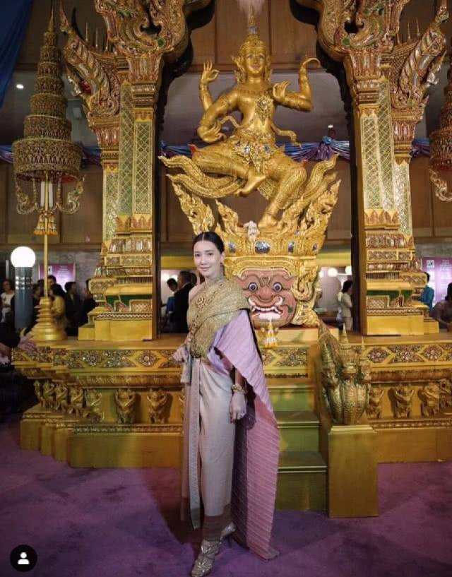 ครบเครื่องเรื่องชุดไทย...ไว้ใจ "นุ่น วรนุช" ยุคไหนก็สวยสะกด