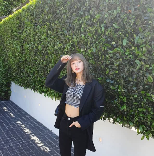 "แบล็คพิงค์" วางไมค์ กับลุคชิลๆ หลังงาน Coachella Festival