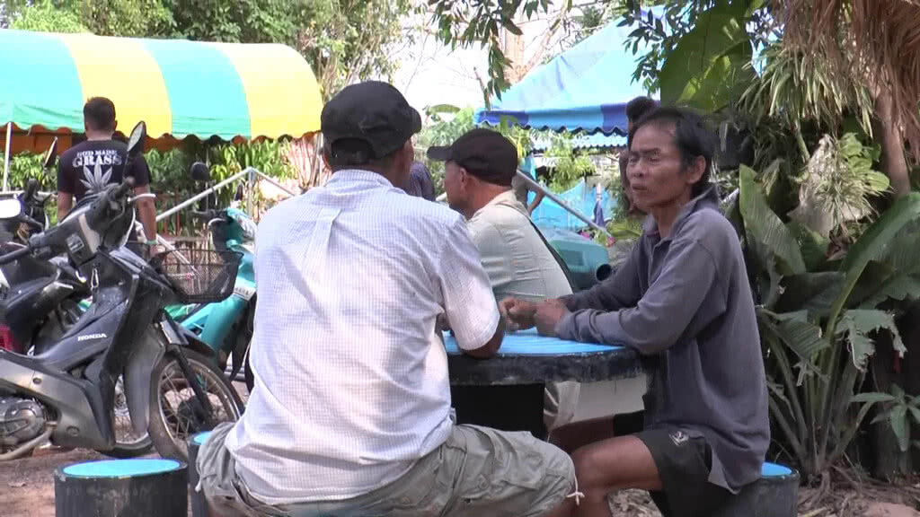 ญาติร้องประหารชีวิต หนุ่มเมายาบ้าฟันลูกชายดับ