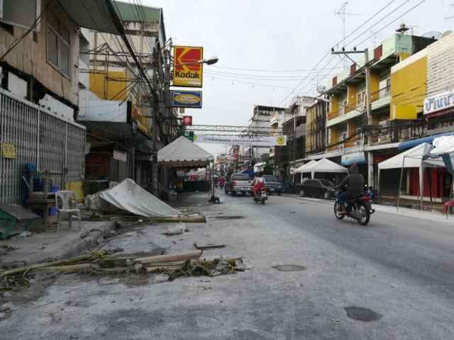 ส่งท้ายสงกรานต์! พายุถล่มพิษณุโลกเสียหายยับ