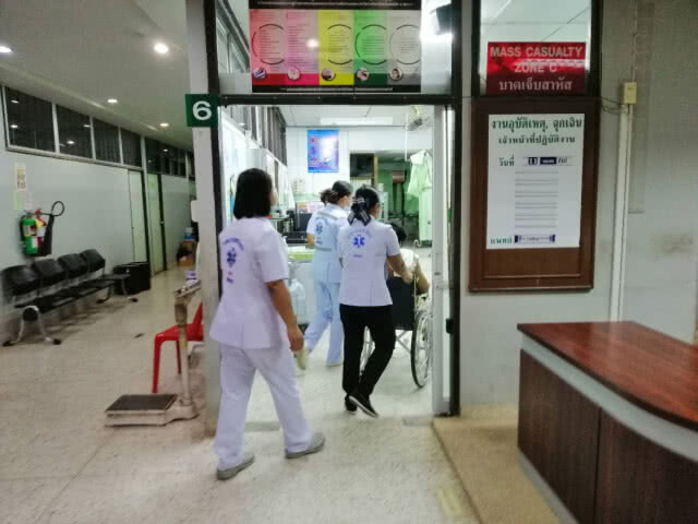 คนร้ายบุกยิงชายวัย 53 ปี ร่วงคามอเตอร์ไซค์