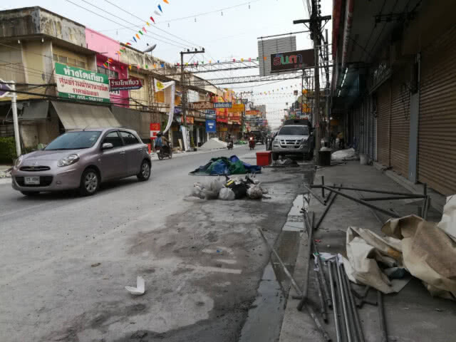 ส่งท้ายสงกรานต์! พายุถล่มพิษณุโลกเสียหายยับ