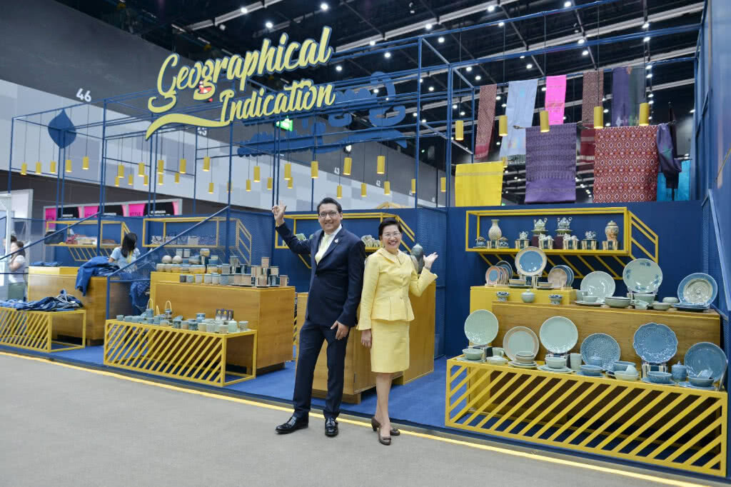 พาณิชย์ยกขบวนผู้ประกอบการ GI ไทยนำสินค้าหัตกรรมบุกงาน STYLE พาณิชย์ยกขบวนผู้ประกอบการ GI ไทยนำสินค้าหัตกรรมบุกงาน STYLE