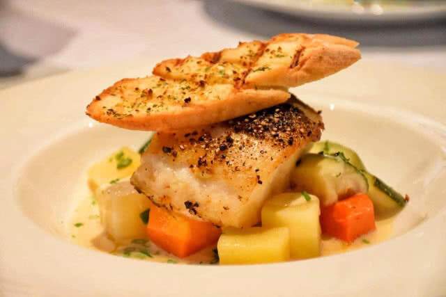 อร่อยปักหมุด : New York Starkhouse ร้านสเต็กระดับพรีเมี่ยมในตำนาน โรงแรม JW Marriott กรุงเทพ
