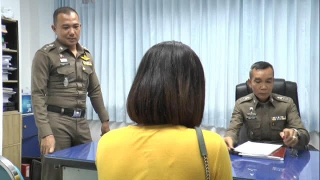 จับแล้ว! สาวประเภทสอง เปลือยอก เที่ยวงานสงกรานต์
