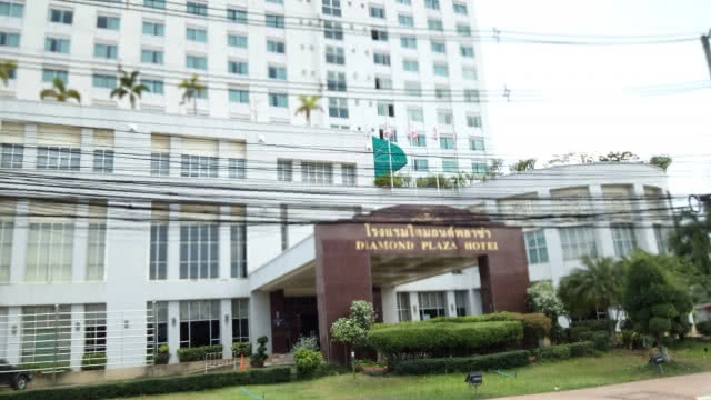 พนง.รร.ไดมอนด์พลาซ่าต่างร่ำไห้! หลังรู้ข่าว "น้องเธียรซ์" เสียชีวิตที่ญี่ปุ่น