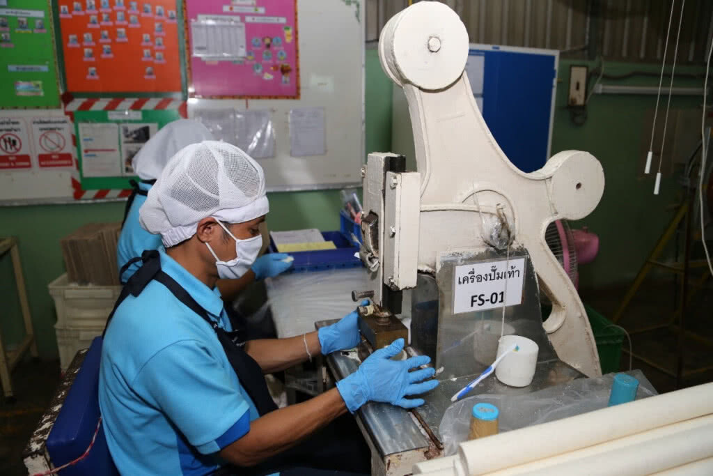 กสอ.ติดอาวุธดิจิทัลเอสเอ็มอี เข้าตลาดออนไลน์กว่า 4,000 ราย