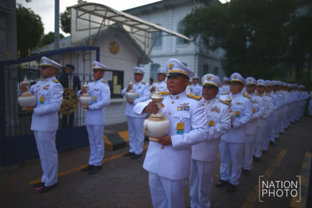 พิธีเสกน้ำอภิเษกรวมจาก​กทม.และ 76 จังหวัด เพื่อทำน้ำเทพมนตร์ เจริญพระพุทธมนต์ และทำน้ำพระพุทธมนต์