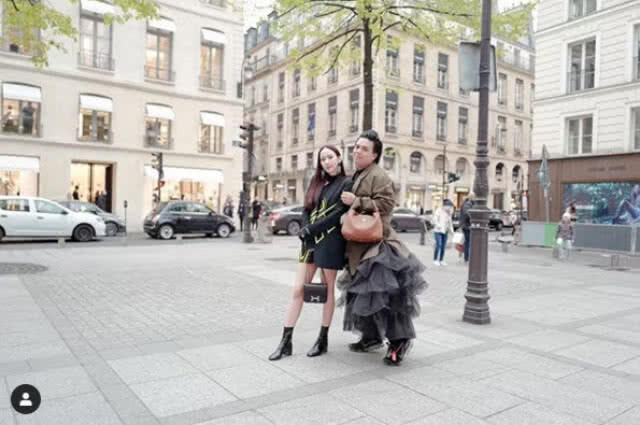 "เอ ศุภชัย" หนึ่งในผู้โดยสารการบินไทย ถูกชนที่สนามบินปารีส